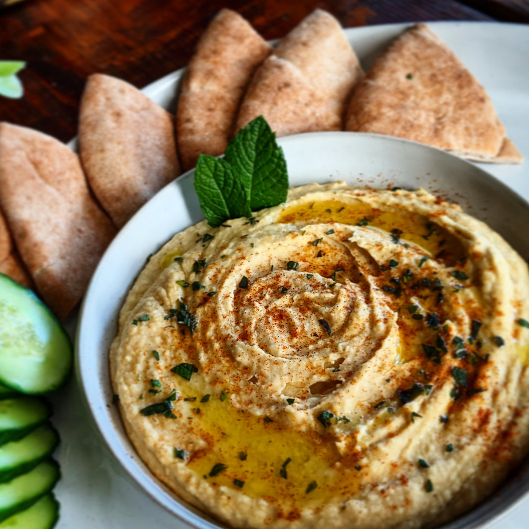 Hummus with Crispy Baked Chickpeas (V)